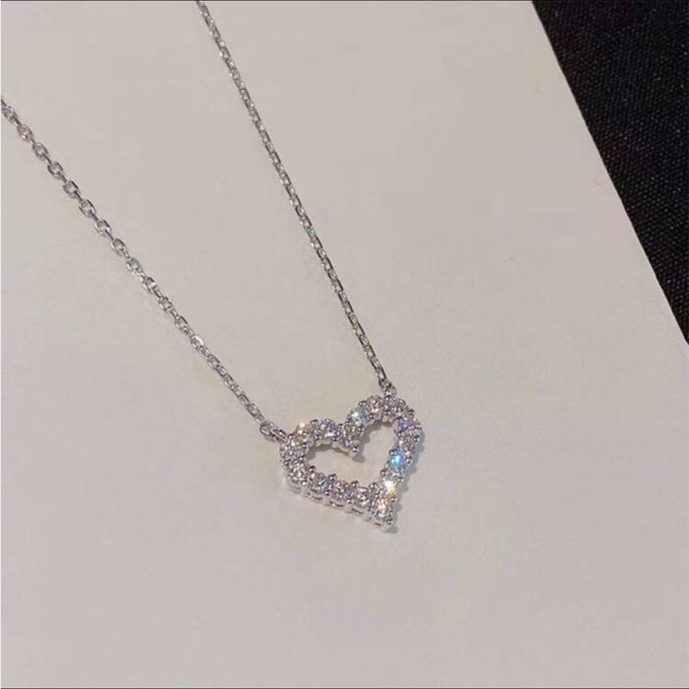 Women's Hollow Out Heart & Rhinestone Pendant Necklace